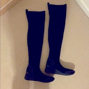 Boots need new home!